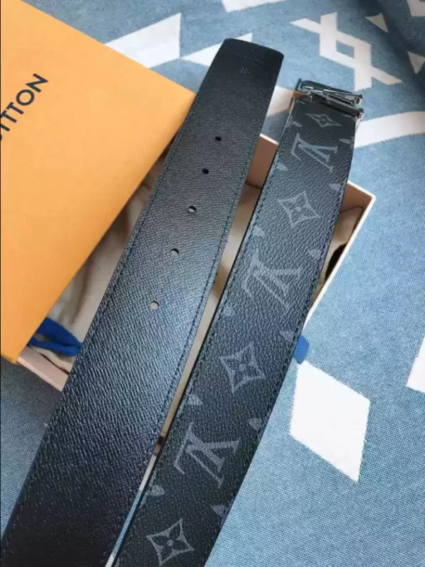 Louis Vuitton Initiales 40MM Reversible Belt - LB18