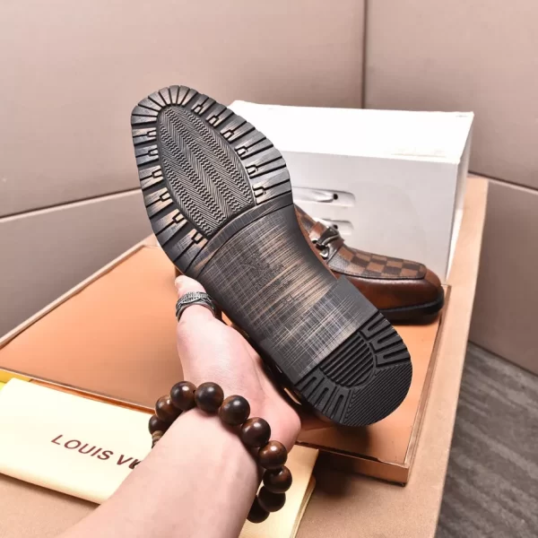 Louis Vuitton Loafer - LL17