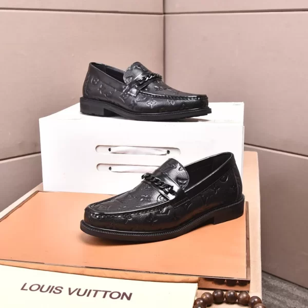 Louis Vuitton Loafer - LL18