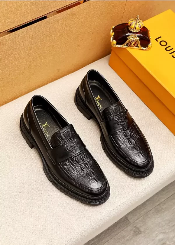 Louis Vuitton Loafer - LL32