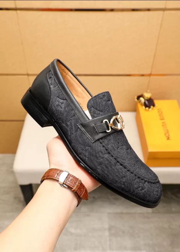 Louis Vuitton Major Loafer - LL08