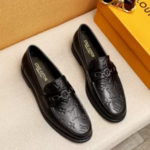 Louis Vuitton Major Loafer - LL09