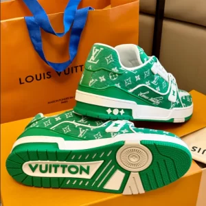 Louis Vuitton Trainer Sneaker in Green - LS116