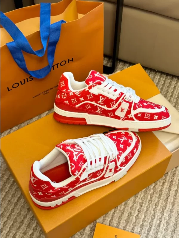 Louis Vuitton Trainer Sneaker in Red - LS115