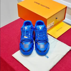 Louis Vuitton Trainer Sneakers In Blue - LS101