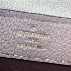 Louis Vuitton Capucines Mini Handbag - LH39