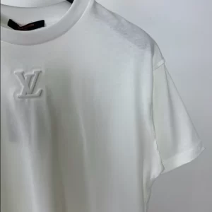 Louis Vuitton Embossed LV Cotton T-Shirt - LT47