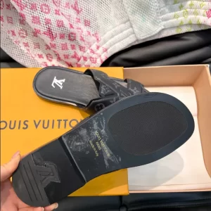 Louis Vuitton Oasis Mule - SL21