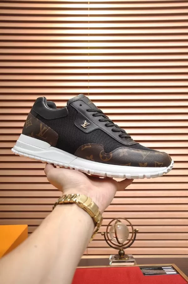 Louis Vuitton Run Away Sneaker - LS124