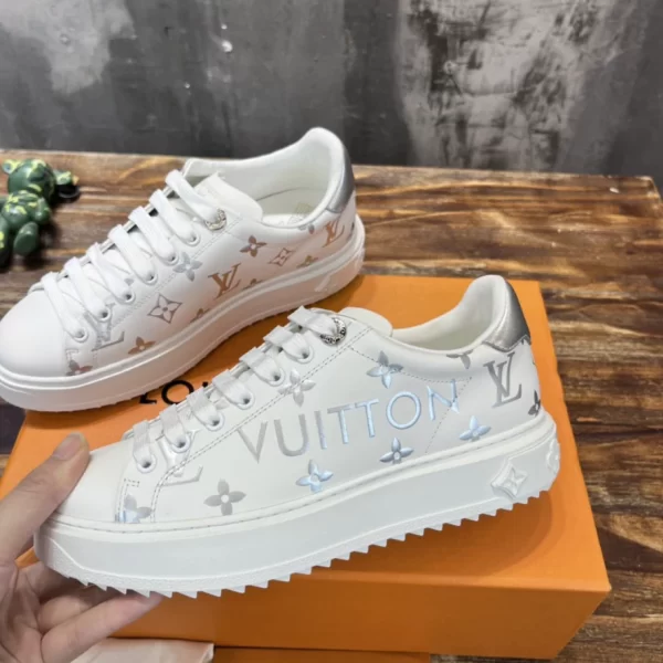 Louis Vuitton Time Out Sneaker - LS135