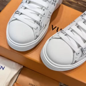 Louis Vuitton Time Out Sneaker - LS135