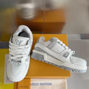 Louis Vuitton Trainer Maxi Sneaker - LS132