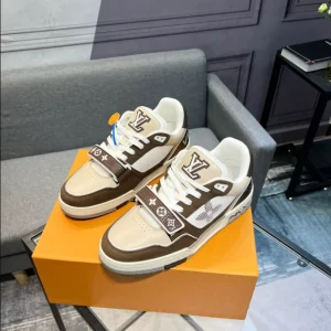 Louis Vuitton Trainer Sneaker In Moka Brown- LS121