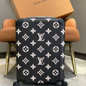 Louis Vuitton Horizon 55 - LD11