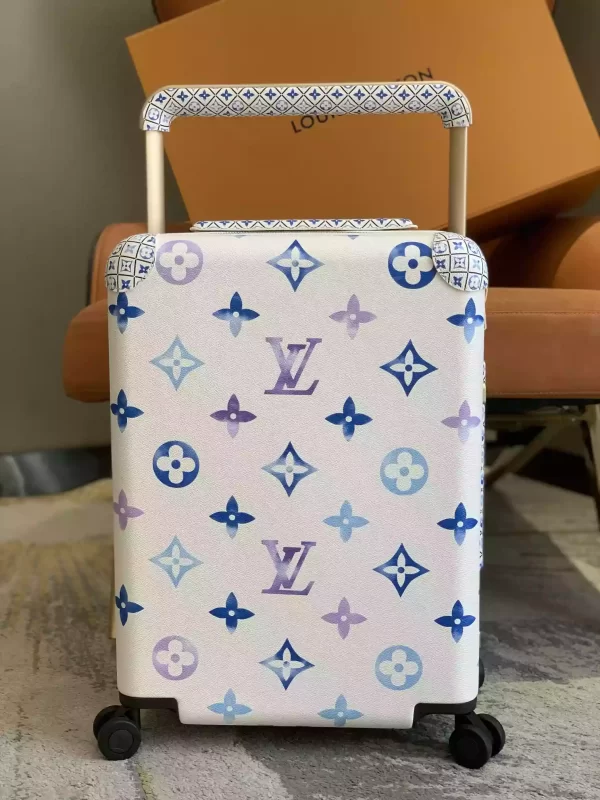 Louis Vuitton Horizon 55 Suitcase - LD08