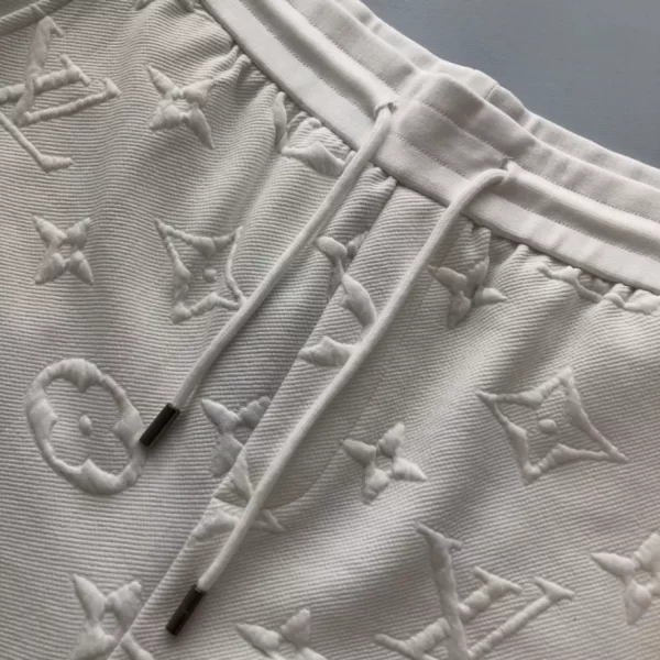 Louis Vuitton Shorts - SSL16