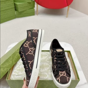 Men's Gucci Tennis 1977 Sneaker - CS69