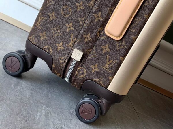 Louis Vuitton Horizon 55 - LD14