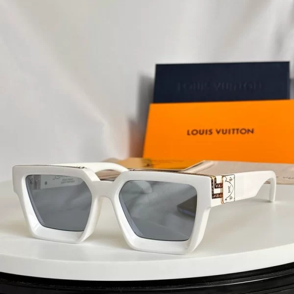 Louis Vuitton Millionaires Sunglasses - S20