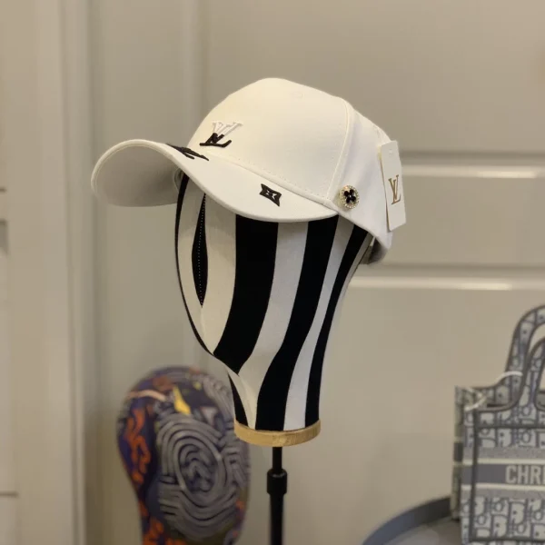 Louis Vuitton Cap - LCH44