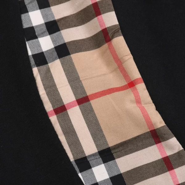 Burberry Cotton T-shirt - BR011