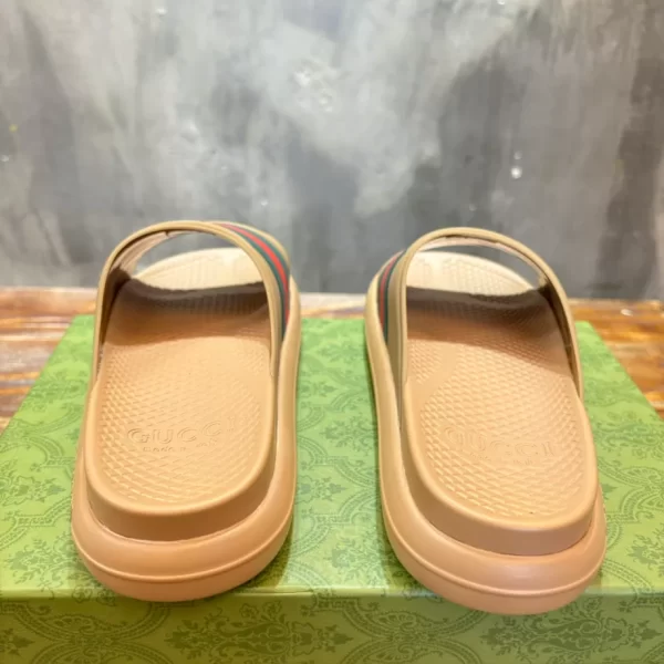 Gucci Web Slide Sandal - SG03