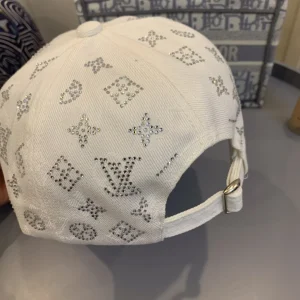 Louis Vuitton Cap - LCH36