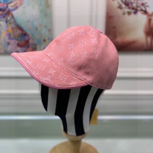 Louis Vuitton Cap - LCH42