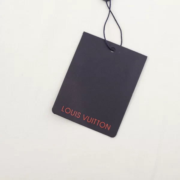 Louis Vuitton T-shirt - LT78