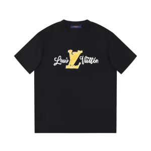 Louis Vuitton T-shirt - LT74