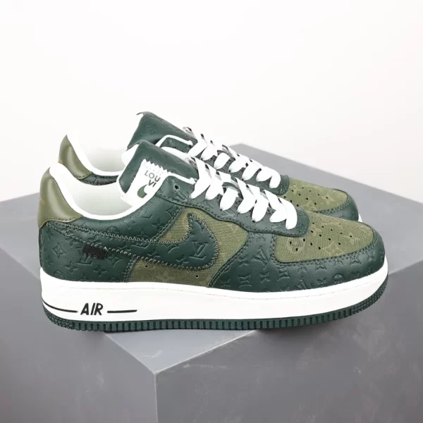 Louis Vuitton x Nike Air Force 1 Low Sneaker - LS182