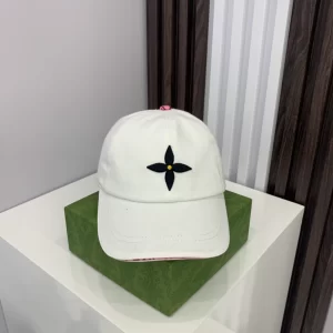 Louis Vuitton Cap - LCH57