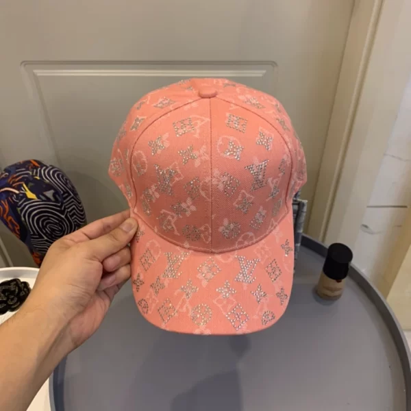 Louis Vuitton Cap - LCH35