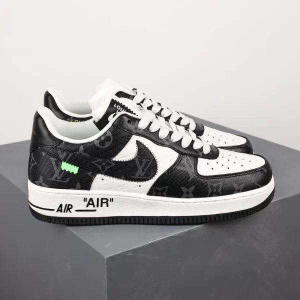 Louis Vuitton x Nike Air Force 1 Low Sneaker - LS186