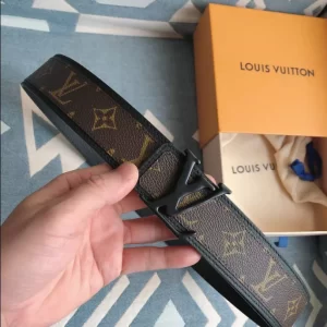 Louis Vuitton Belt - LB31