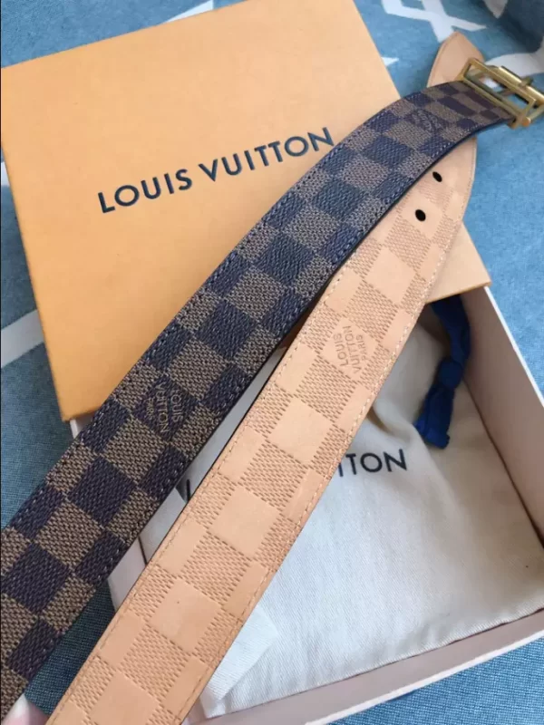 Louis Vuitton Belt - LB47