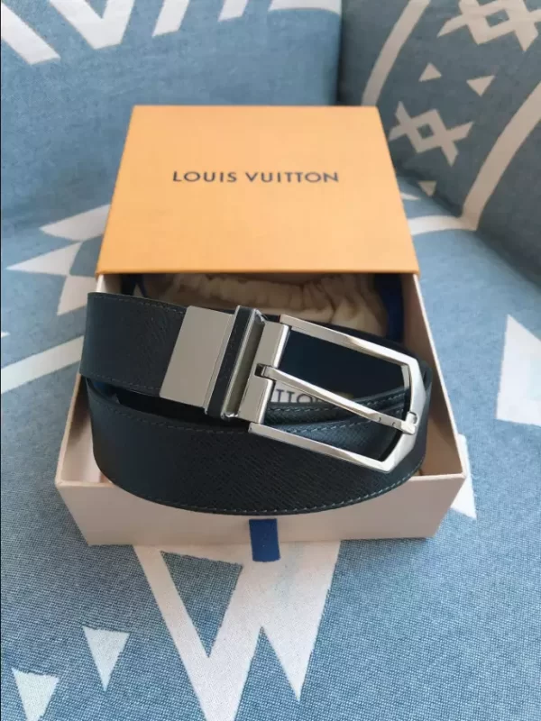 Louis Vuitton Belt - LB48