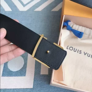 Louis Vuitton Belt - LB54