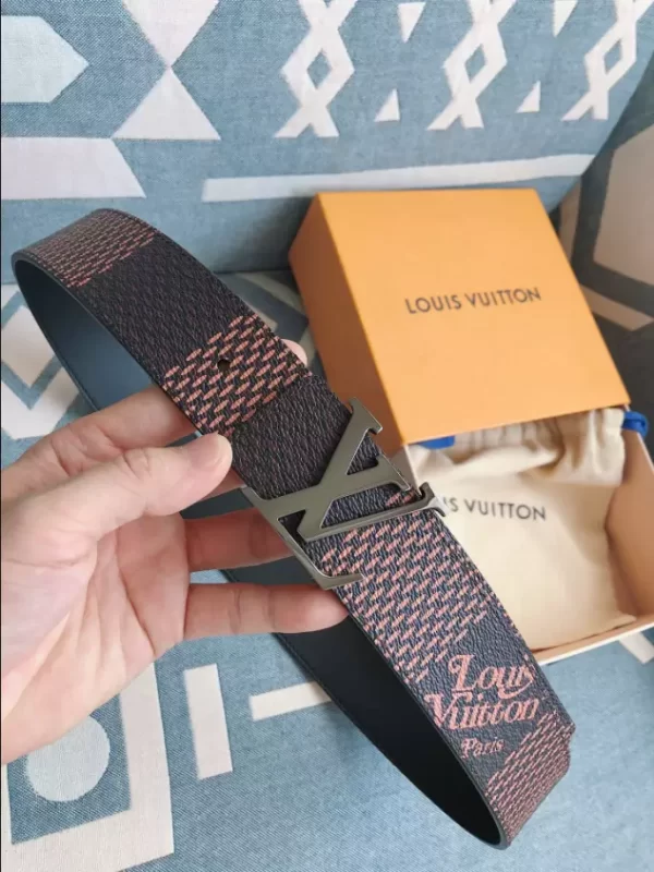 Louis Vuitton Belt - LB57