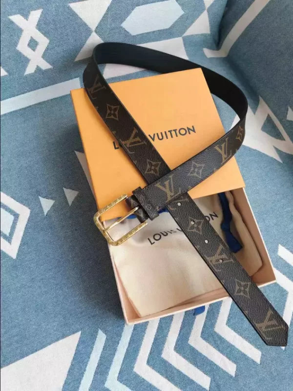 Louis Vuitton Belt - LB25