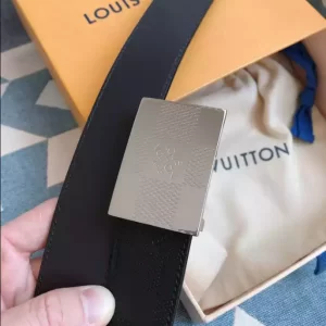 Louis Vuitton Belt - LB22