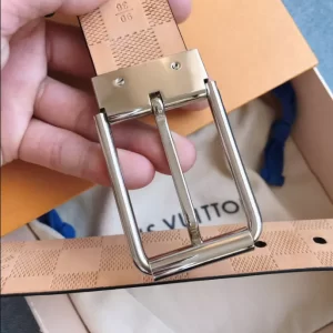 Louis Vuitton Belt - LB46