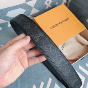 Louis Vuitton Belt - LB30