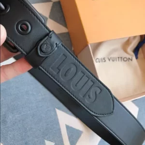 Louis Vuitton Belt - LB44