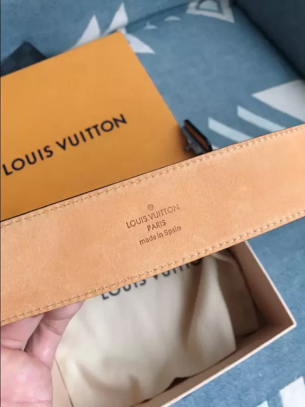 Louis Vuitton Belt - LB50