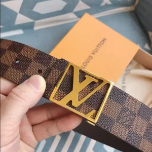 Louis Vuitton Belt - LB20