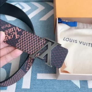 Louis Vuitton Belt - LB57