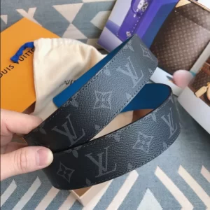 Louis Vuitton Belt - LB60