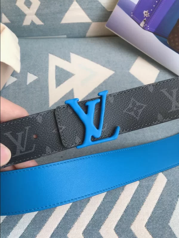 Louis Vuitton Belt - LB61