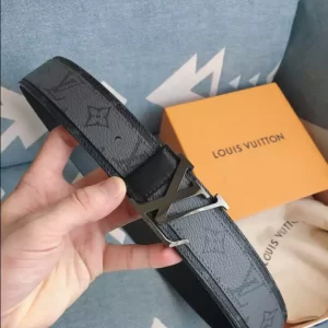 Louis Vuitton Belt - LB53